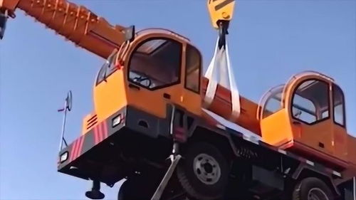 科技探秘 百噸工程機械高空懸掛，吊車起重能力顯神威