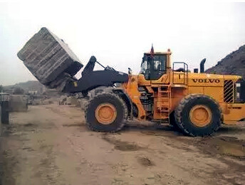 珠聯(lián)玉映 印度花崗巖礦場(chǎng)上的移動(dòng)“工廠”